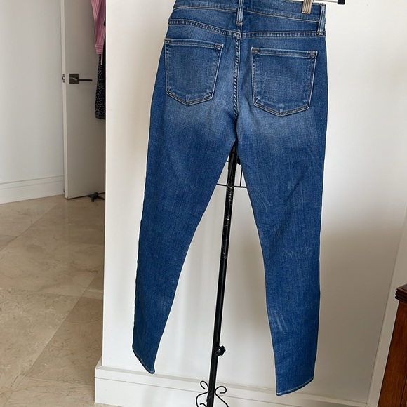FRAME BLUE DISTRESSED DENIM LE SKINNY DE JEANNE - Picture 5 of 5